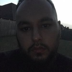 Meet your Posher, Garrison